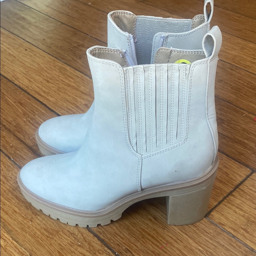 DV by Dolce Vita Cream Heeled Boots with Chunky Block Heel